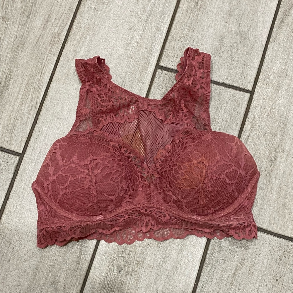 Victoria’s Secret pink bra size S/P